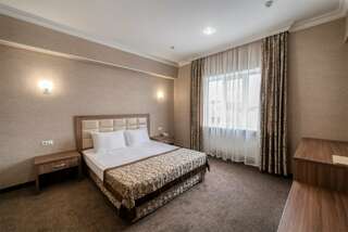 Гостиница Маск Пятигорск Большой двухместный номер с 1 кроватью-7