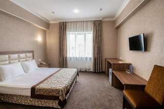 Гостиница Маск Пятигорск Большой двухместный номер с 1 кроватью-5