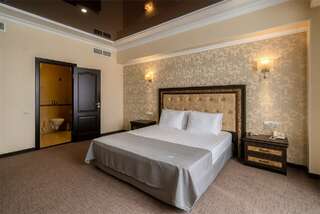 Гостиница Маск Пятигорск Люкс с 2 спальнями-8