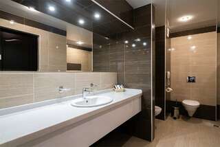 Гостиница Маск Пятигорск Люкс с кроватью размера «king-size»-10