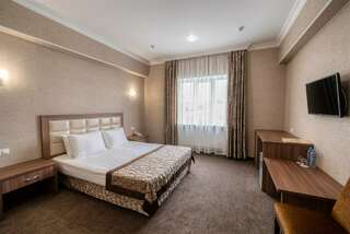 Гостиница Маск Пятигорск Большой двухместный номер с 1 кроватью-4
