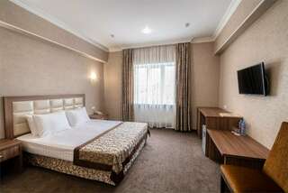 Гостиница Маск Пятигорск Большой двухместный номер с 1 кроватью-3